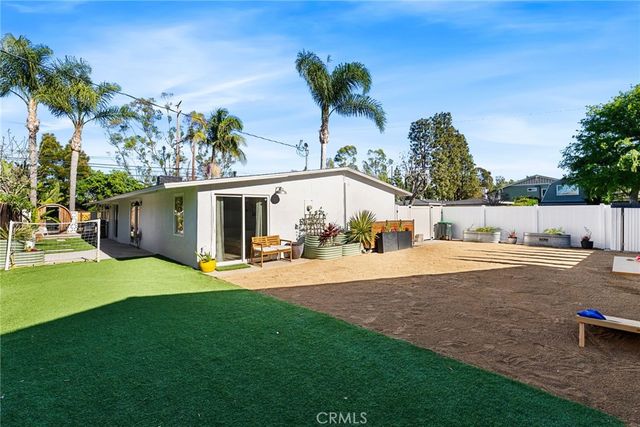 2691 Club Mesa, Costa Mesa, CA 92627