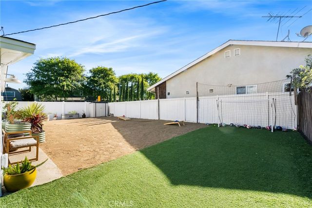 2691 Club Mesa, Costa Mesa, CA 92627
