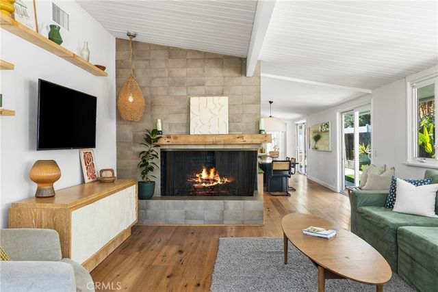 2691 Club Mesa, Costa Mesa, CA 92627