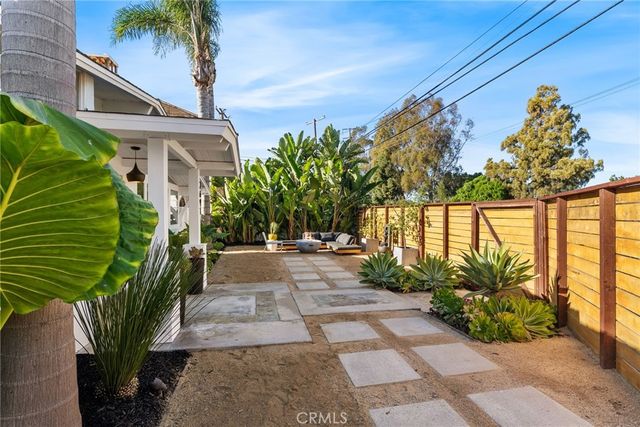2691 Club Mesa, Costa Mesa, CA 92627