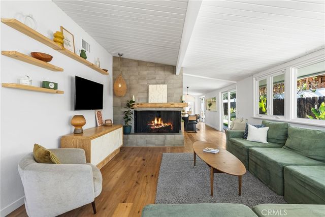 2691 Club Mesa, Costa Mesa, CA 92627