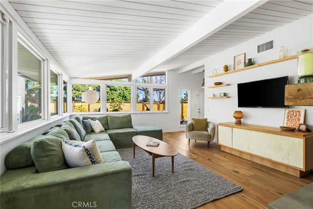 2691 Club Mesa, Costa Mesa, CA 92627