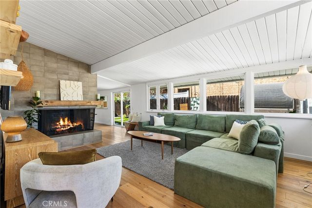 2691 Club Mesa, Costa Mesa, CA 92627