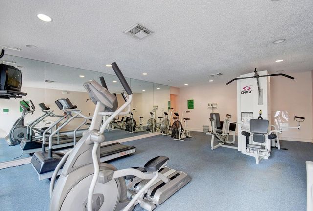 11 Royal Palm Way 1040, Boca Raton, FL 33432