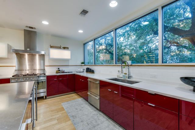 2301 S 5th ST 5, Austin, TX 78704