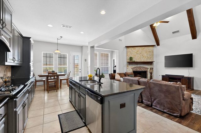 1240 Wedgewood Drive, Forney, TX 75126