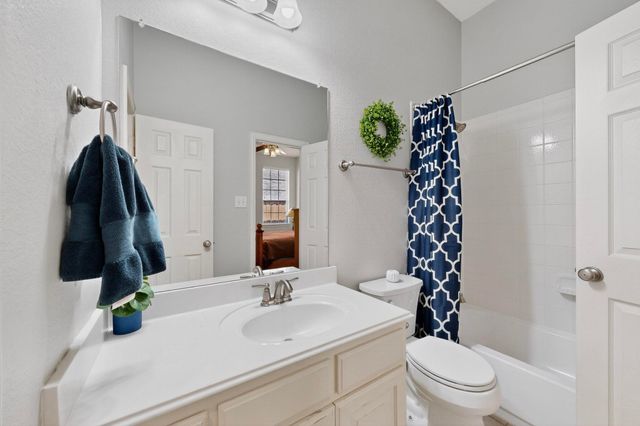 1240 Wedgewood Drive, Forney, TX 75126