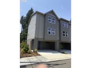 15155 E Burnside, Portland, OR 97233