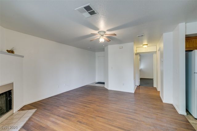 2220 Pine Breeze Lane 103, Las Vegas, NV 89119