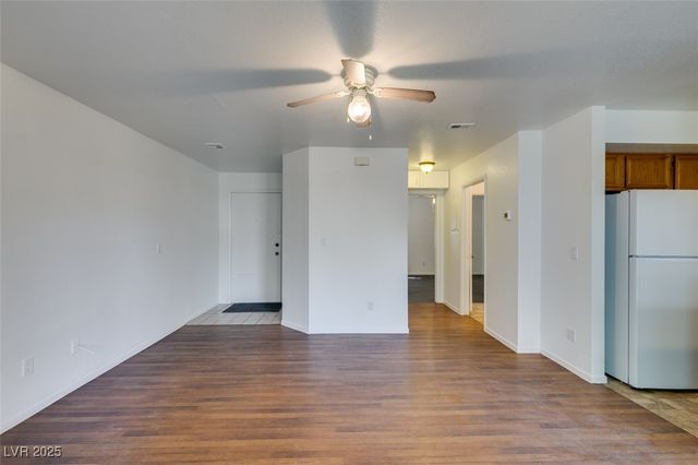 2220 Pine Breeze Lane 103, Las Vegas, NV 89119