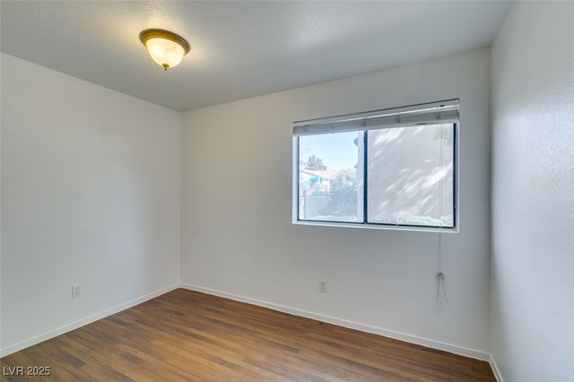 2220 Pine Breeze Lane 103, Las Vegas, NV 89119