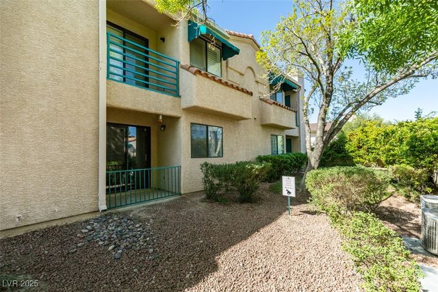 2220 Pine Breeze Lane 103, Las Vegas, NV 89119