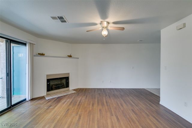 2220 Pine Breeze Lane 103, Las Vegas, NV 89119