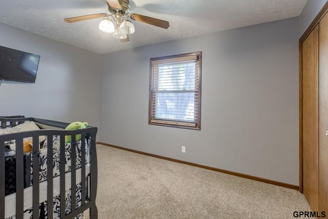 13116 Southdale Circle, Omaha, NE 68137