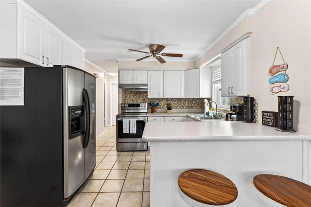 2220 LAUREN DRIVE, Largo, FL 33774