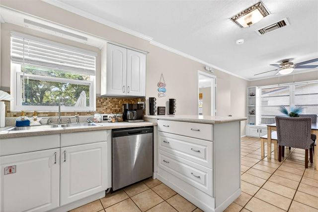 2220 LAUREN DRIVE, Largo, FL 33774
