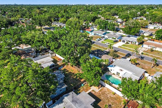 2220 LAUREN DRIVE, Largo, FL 33774