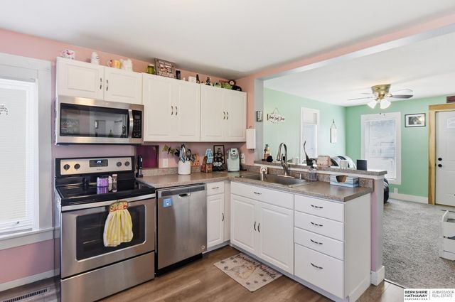 810 E 16th Street, Fremont, NE 68025