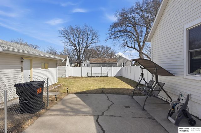 810 E 16th Street, Fremont, NE 68025
