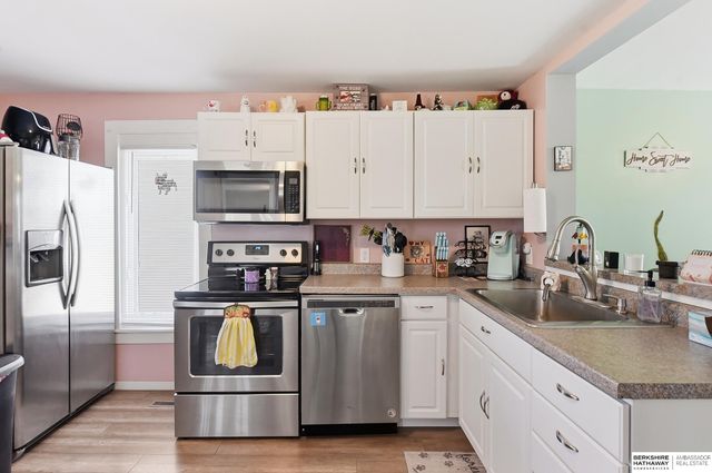 810 E 16th Street, Fremont, NE 68025