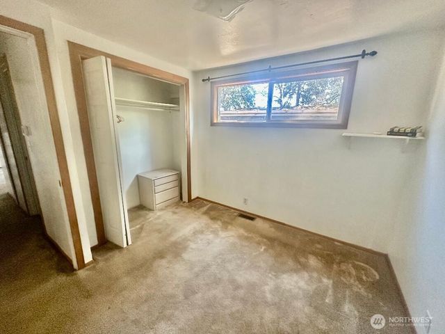 928 107th Street Ct S, Tacoma, WA 98444