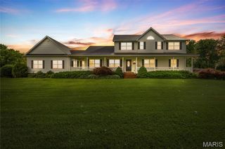 718 Willow Brook Drive, Farmington, MO 63640