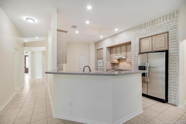 25327 Baneberry, San Antonio, TX 78260