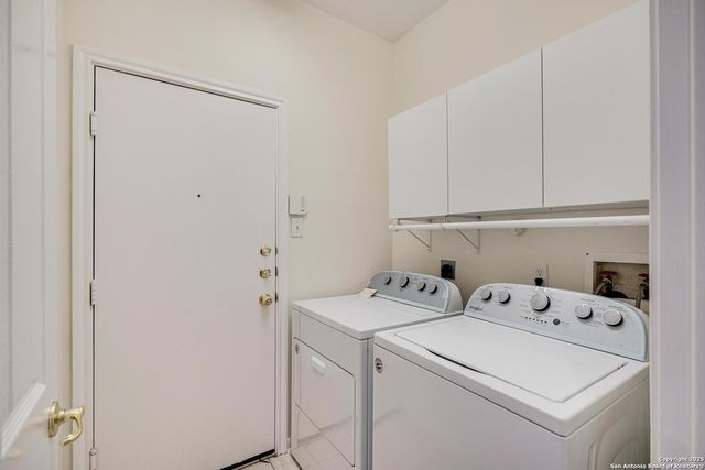 25327 Baneberry, San Antonio, TX 78260