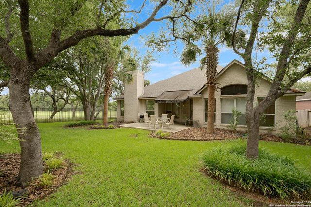 25327 Baneberry, San Antonio, TX 78260
