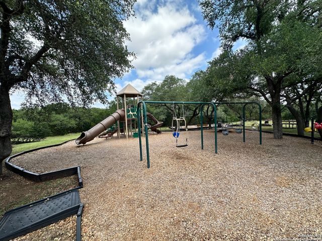 25327 Baneberry, San Antonio, TX 78260
