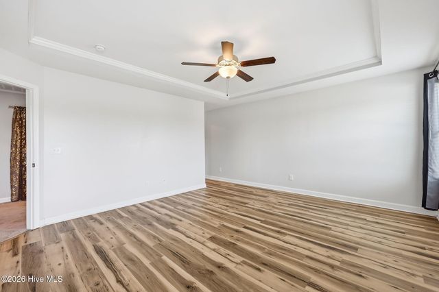 370 Holly Grove Drive, Winterville, NC 28590