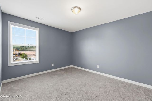 370 Holly Grove Drive, Winterville, NC 28590