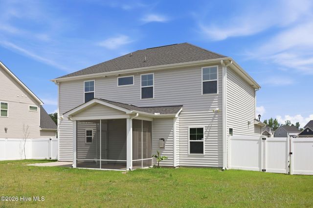 370 Holly Grove Drive, Winterville, NC 28590