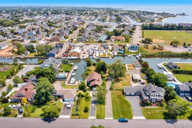 272 Grand Central Avenue, Amityville, NY 11701
