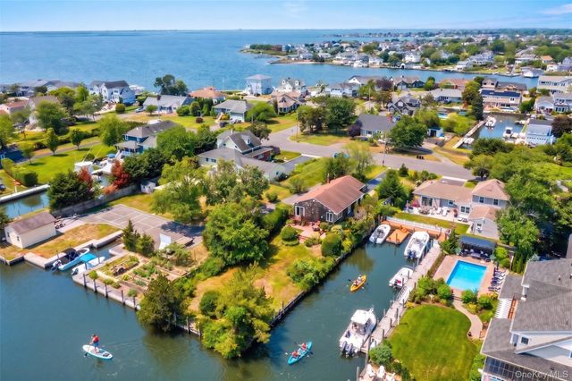 272 Grand Central Avenue, Amityville, NY 11701