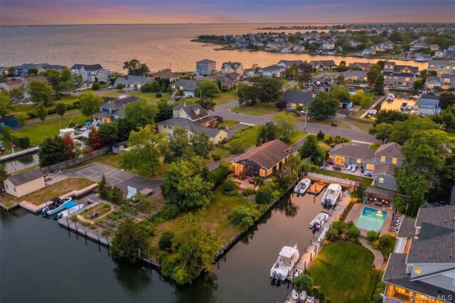 272 Grand Central Avenue, Amityville, NY 11701