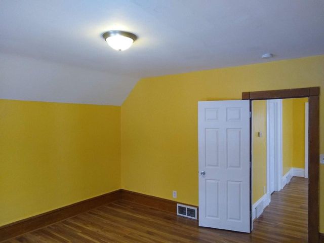 1164 Matilda Street, Saint Paul, MN 55117