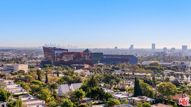 838 N Doheny Drive 1205, West Hollywood, CA 90069