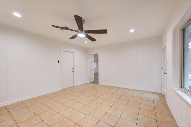 8439 Westview Drive, Houston, TX 77055
