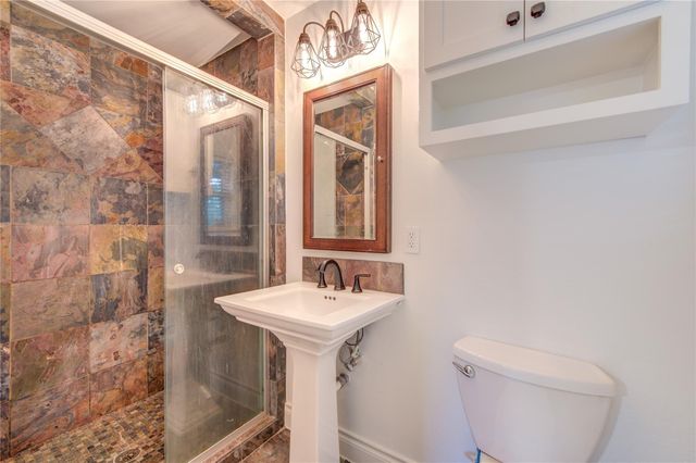 8439 Westview Drive, Houston, TX 77055