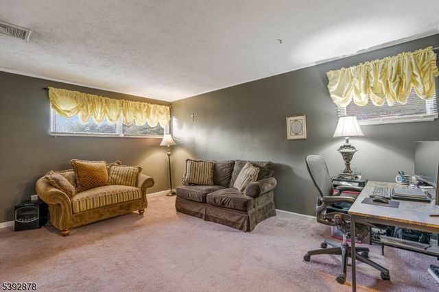 1825 Kennesaw Way, Bridgewater Twp., NJ 08807