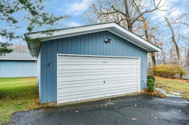 1825 Kennesaw Way, Bridgewater Twp., NJ 08807