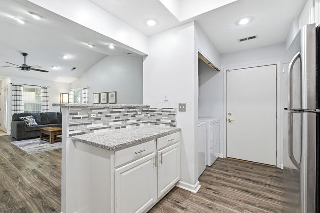 1360 Woodberry Place, Columbus, OH 43230
