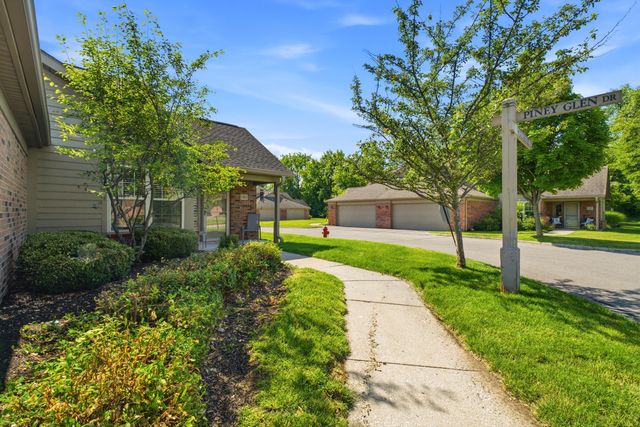 1360 Woodberry Place, Columbus, OH 43230