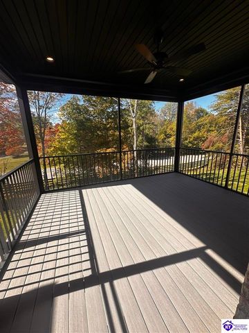 208 Calhoun St, Elizabethtown, KY 42701