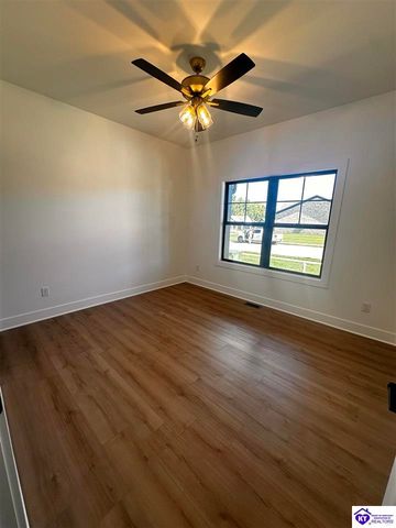 208 Calhoun St, Elizabethtown, KY 42701