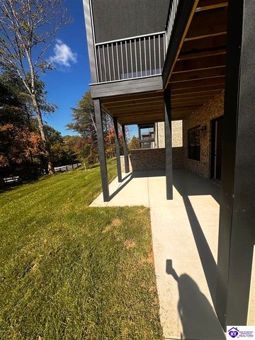 208 Calhoun St, Elizabethtown, KY 42701