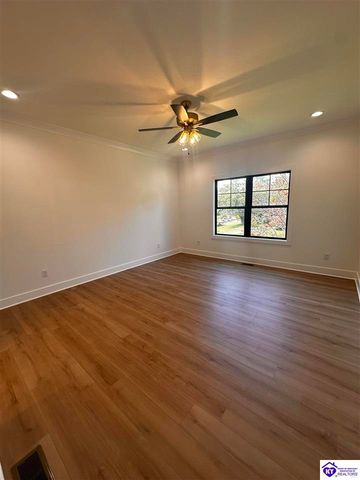 208 Calhoun St, Elizabethtown, KY 42701