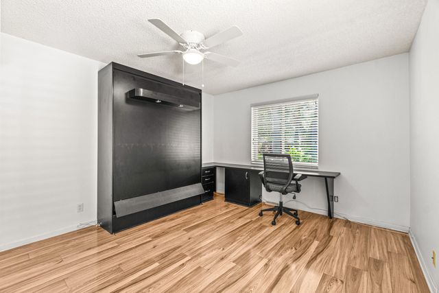 6079 Millington Way, Delray Beach, FL 33484