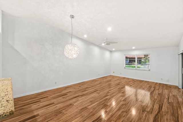 6079 Millington Way, Delray Beach, FL 33484